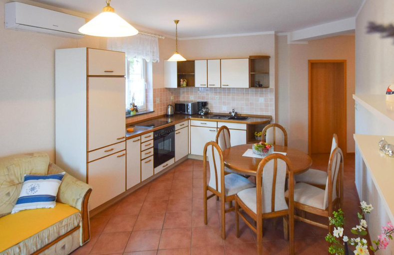Others 4, Apartments & Room Matic, Malinska-Dubašnica