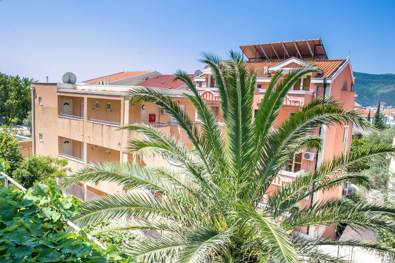 Others 3, Lidia Apartments