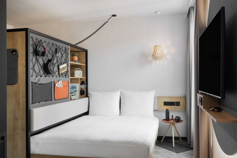 Bedroom 3, Stay KooooK Leipzig City – Online Check In, Leipzig