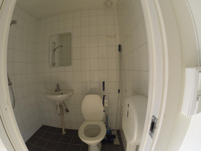 Bathroom 3, Volsdalen Camping, Ålesund