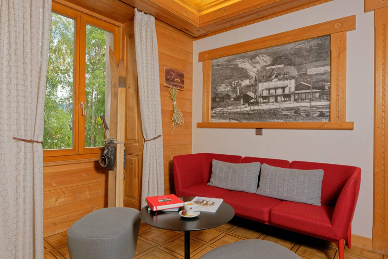 Public Area, Hôtel Terminus, Entremont