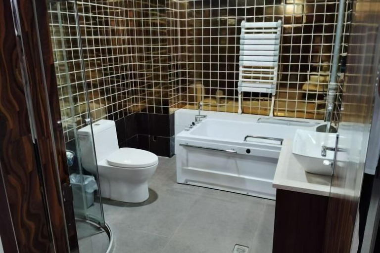 Bathroom 3, Shengzun Business Hotel, Xilin Gol