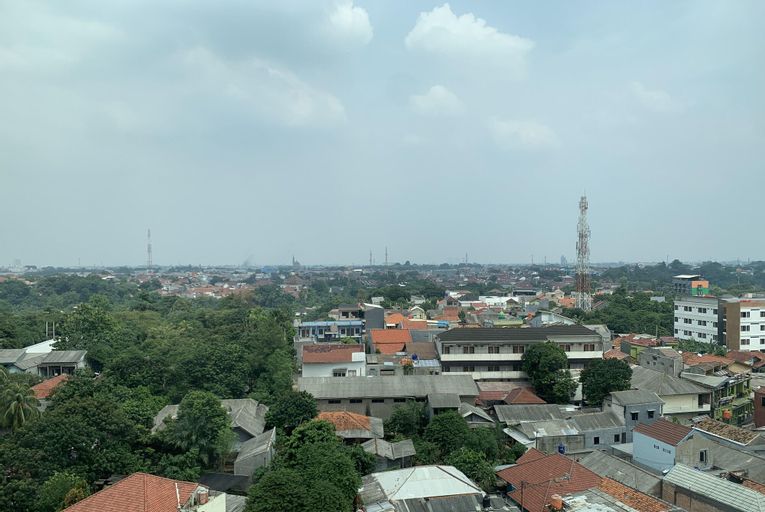 Exterior & Views 16
