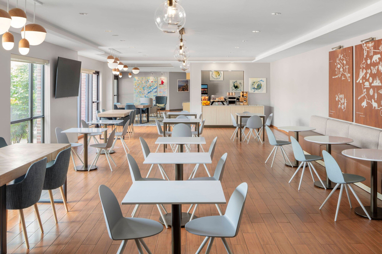 Food & Drinks 5, TownePlace Suites by Marriott Bangor, Penobscot