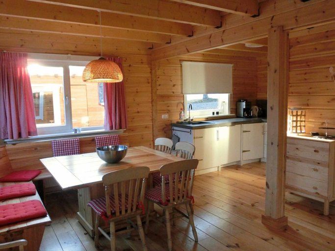 Others 3, Stylish Chalet With Sauna, Hochsauerlandkreis