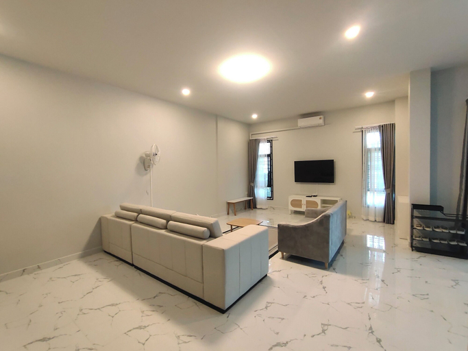 Others 4, Hillview Terrace, Hat Yai