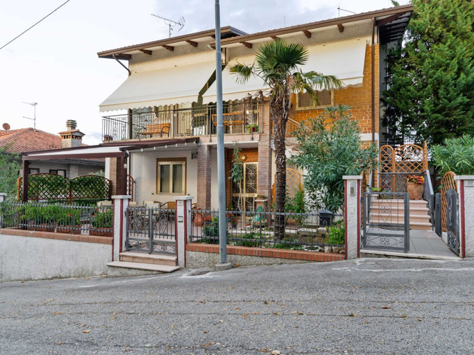 Exterior & Views 2, Spacious Apartment near Saludecio, Rimini