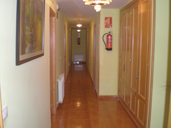 Others 4, Hostal Catro Ventos, Lugo