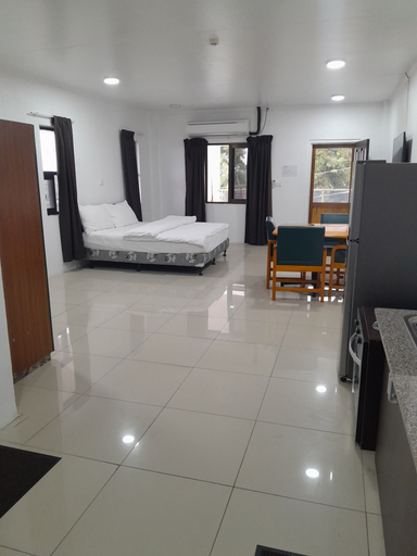 Room 2, White Diamond Apartment, Macuata