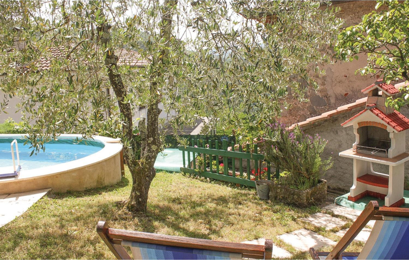 Awesome Home In Bagni Di Lucca Lu With Wifi, Lucca