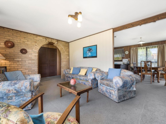 Others 4, Raymond Coastal Cottage, Mornington P'sula - South