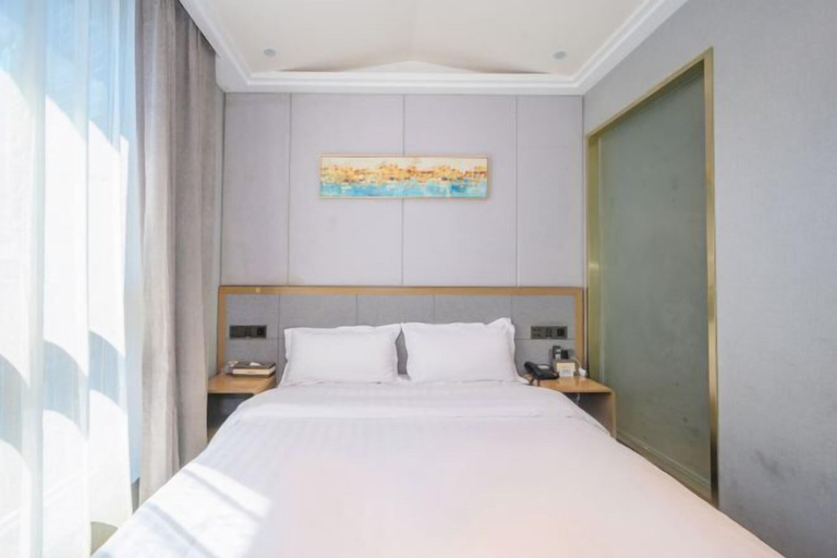 Bedroom 3, Classic Hotel, Guang'an