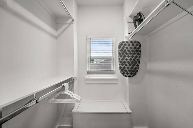 Bathroom 3, Mid-Century Mod-Pad - East Downtown, Houston