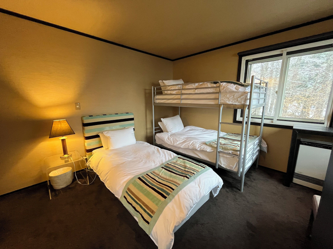 Bedroom 2, Hakuba Mountain Lodge, Hakuba