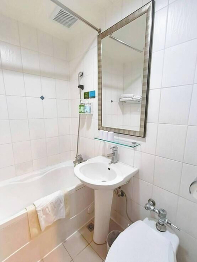 Bathroom 4, Trust Hotel, Tainan