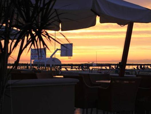 Others 3, Hotel Baia, Rimini