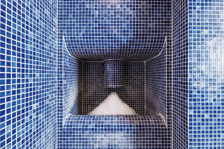 Bathroom 5, The Randolph Hotel Oxford, a Graduate by Hilton, Oxfordshire