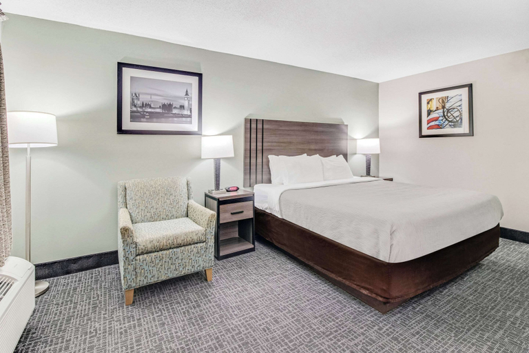 Bedroom 3, Quality Inn White House, Robertson