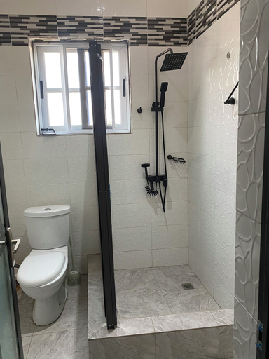 Bathroom 3, Jostar Hotel And Restaurant, Accra