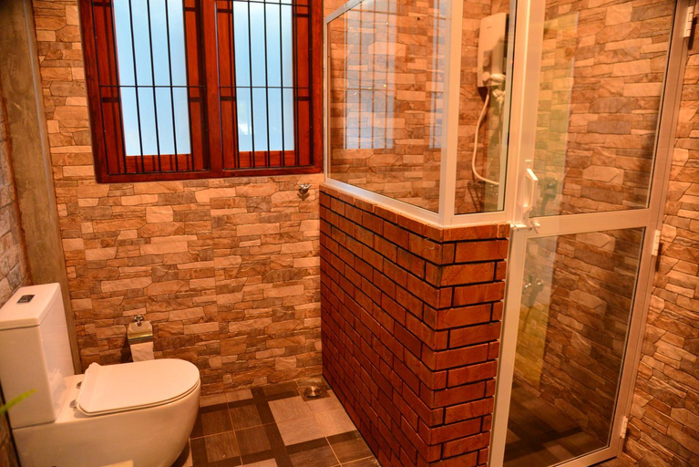 Bathroom 3, My Home villa, Hikkaduwa