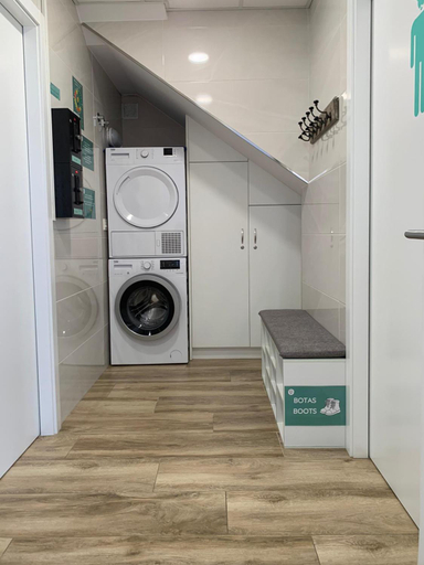 Others 4, Albergue A ROTONDA, Pontevedra