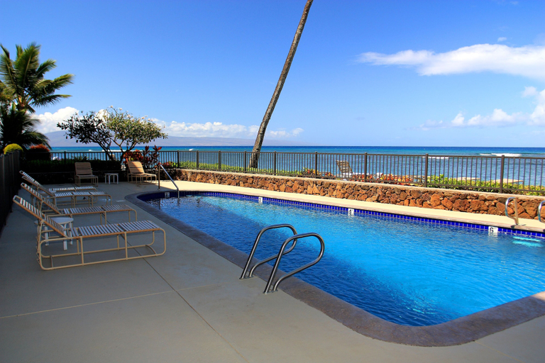 Sport & Beauty, Kahana Reef 402 by RedAwning, Maui