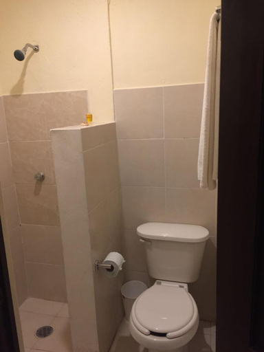 Bathroom 5, Hotel Maya Becan, Campeche