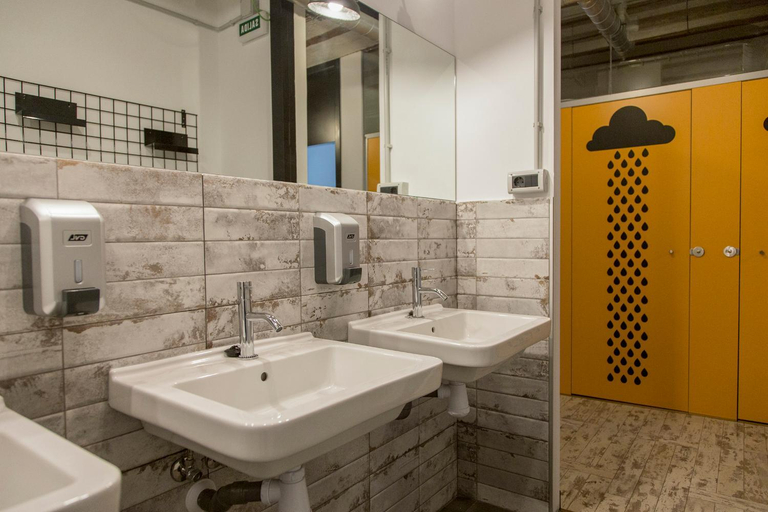 Others 5, Green River Hostel, Cuenca