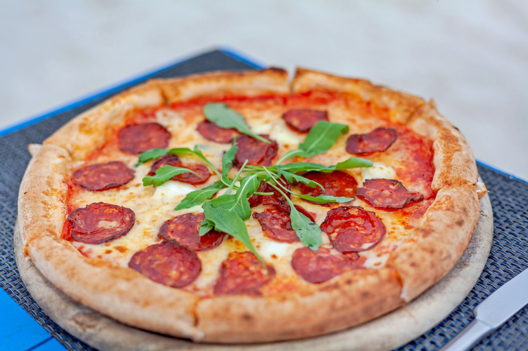Food & Drinks 30