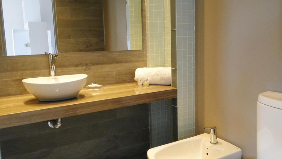 Bathroom, La Gavea, Pinamar