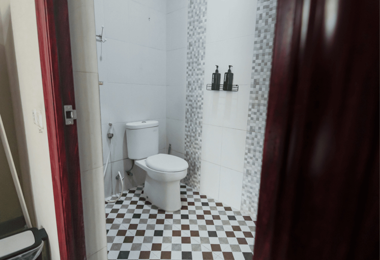 Bathroom 5, Devina Villa, Malang