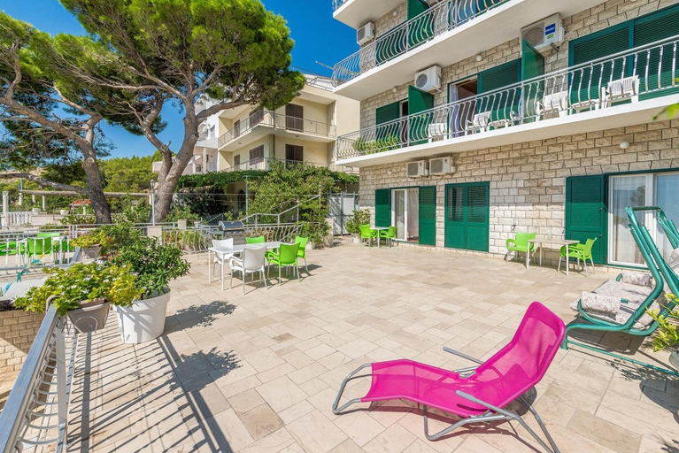 Others 5, Apartments Kod Cara, Omiš