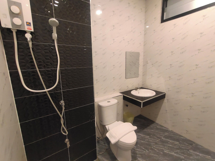 Bathroom, Hillview Terrace, Hat Yai