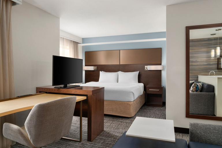 Bedroom 4, Residence Inn Milwaukee West, Milwaukee