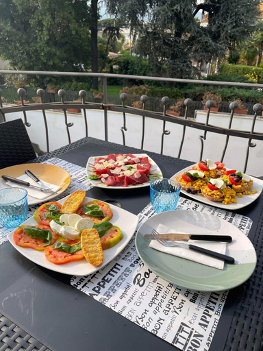 Others 5, villa Elisabetta, Napoli