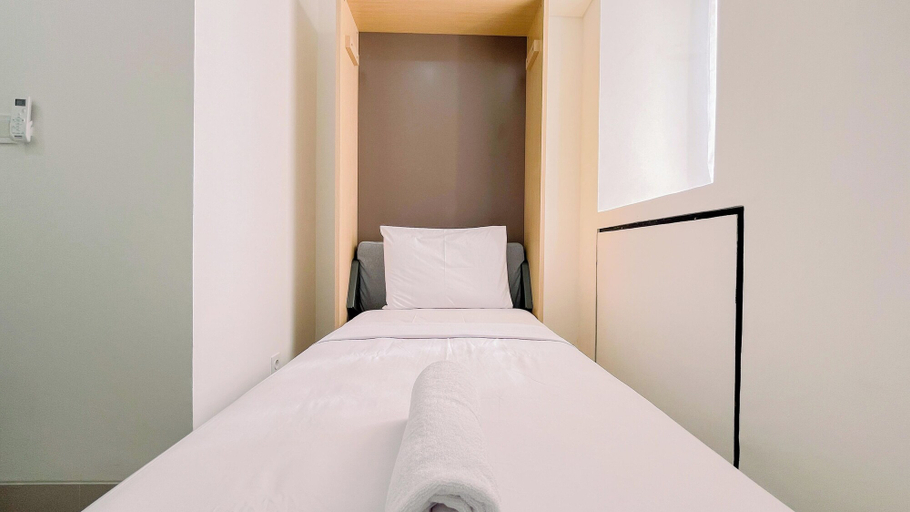 Bedroom 3, Good And Comfy Studio (No Kitchen) Bandaraya - Tallasa City Makassar Apartment, Makassar