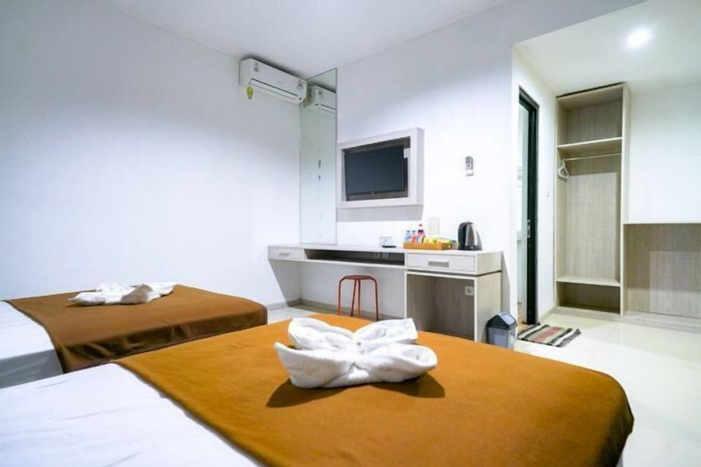 Bedroom 9