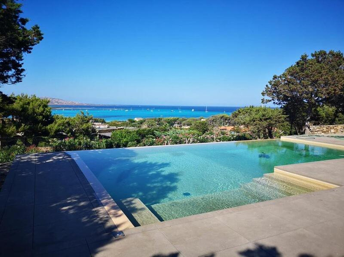 Others 5, Villa Tellus, Sassari