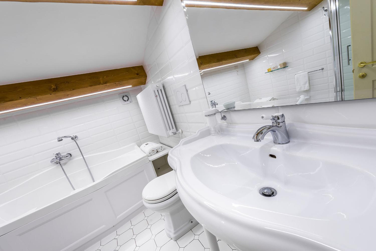 Bathroom 3, Relais Paradiso Resort & Spa, Perugia