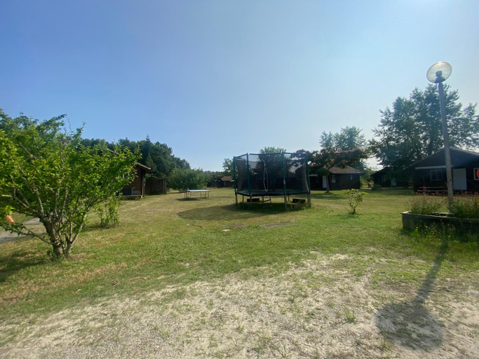 Others 5, Camping familial les chalets d'Uza, Landes