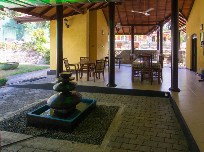 Food & Drinks 5, Resort Like No Other, Minuwangoda