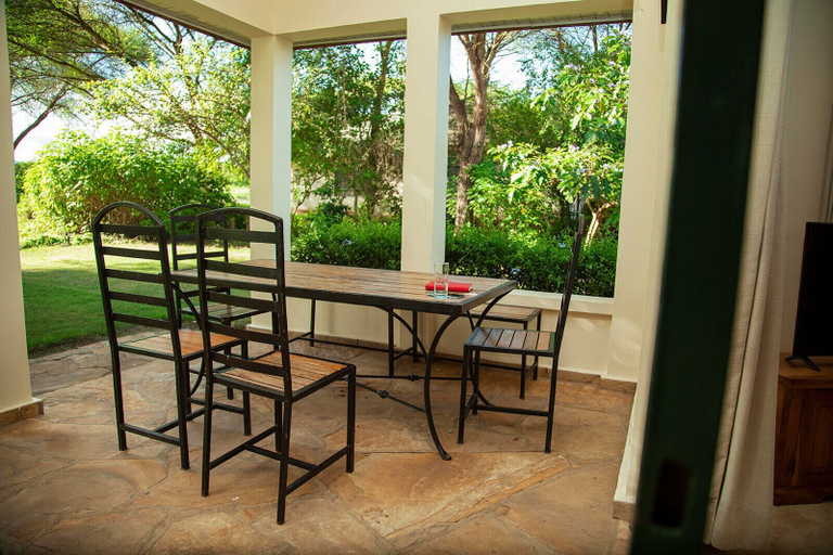 Outdoor dining 5, Green Side, Arusha Urban