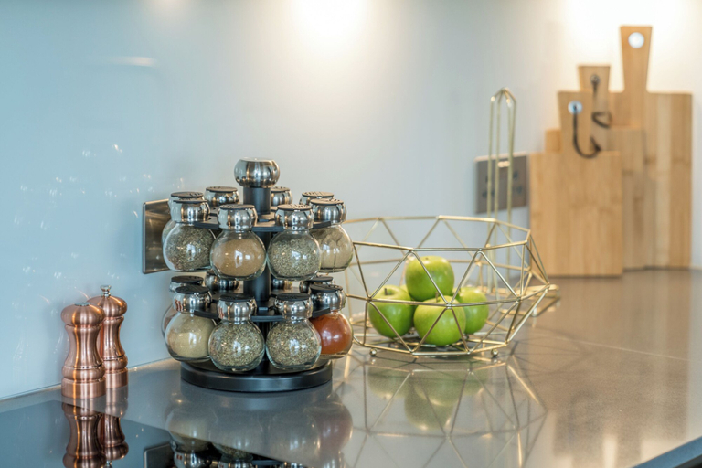 Food & Drinks 4, PREMIUM 2Bed in Canary Wharf with VIEWS, London
