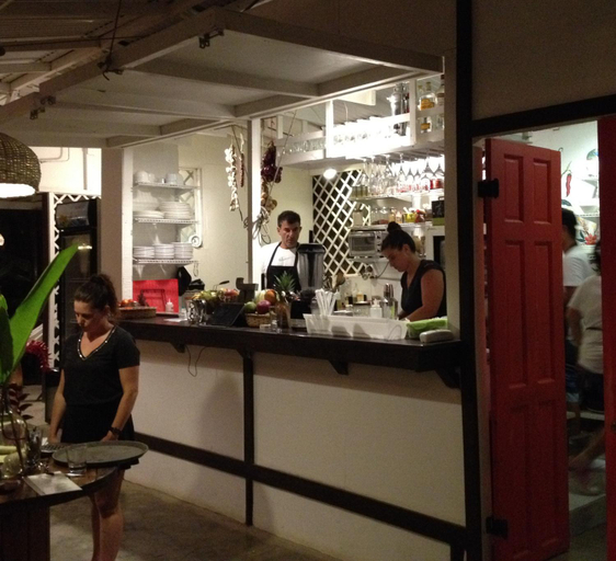 Food & Drinks, Bajo el Arbol B&B, Puntarenas