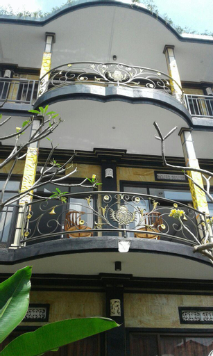 Exterior 14