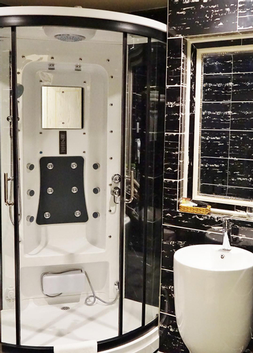 Bathroom 6