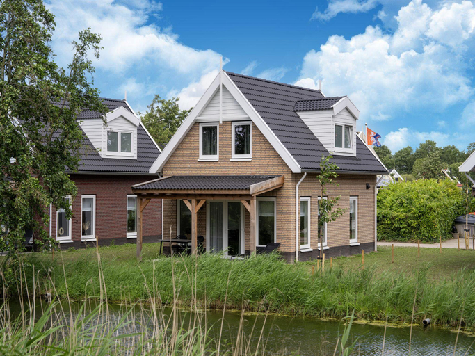 Others 5, Holiday Home by Lake Beach Simonshaven, Bernisse