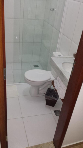 Bathroom, Hotel Reobot Center, Garanhuns