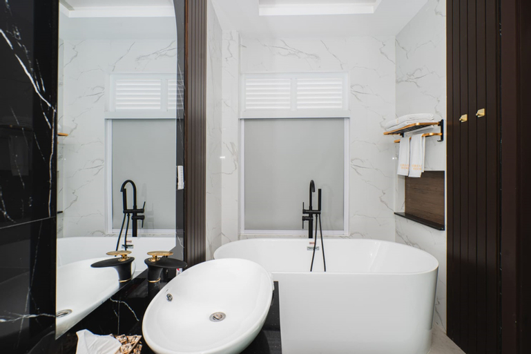 Bathroom 3