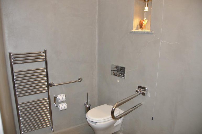 Bathroom 3, Hotel Sud Ovest, Torino